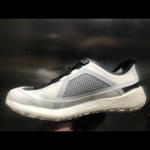 Stella McCartney x Wmns PulseBoost HD ‘Core White’ - Picture 7 of 9